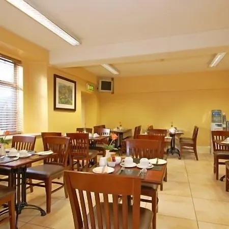 Maple 2* ダブリン