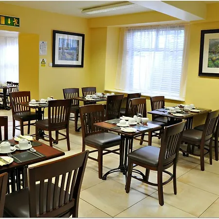 Otel Maple Dublin