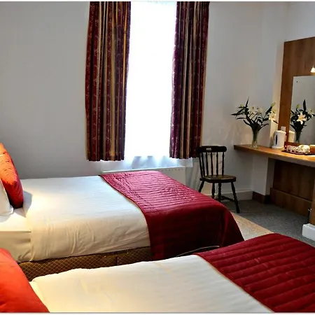 Otel Maple 2*