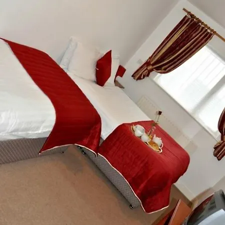 Hotell Maple 2*