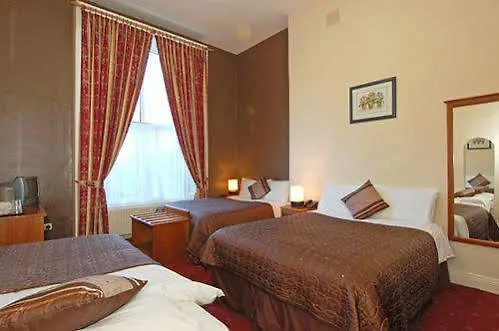 Otel Maple 2*